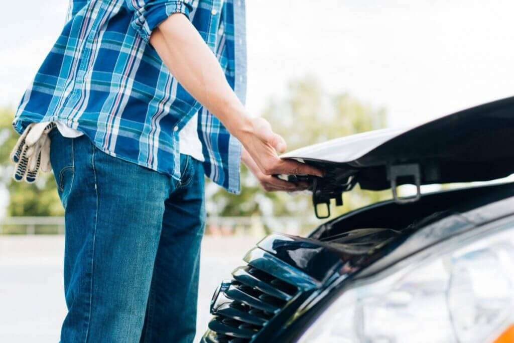 Important Considerations Before Jump Starting Your Car 1